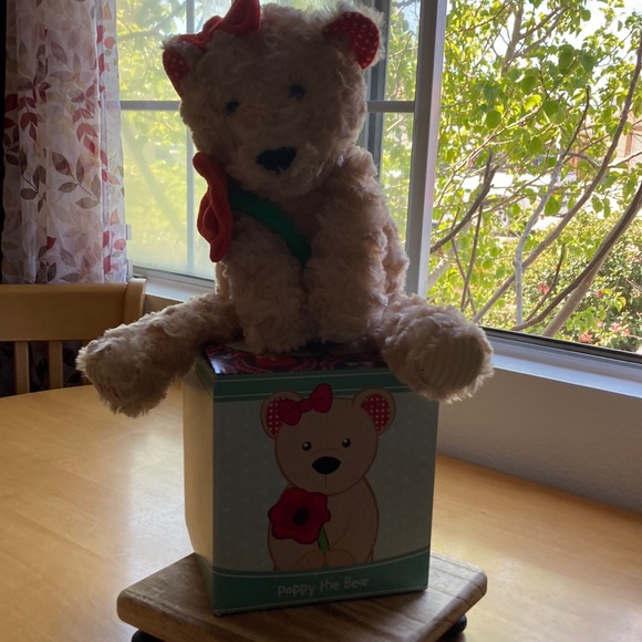 Scentsy Poppy the Bear Plush Animal Buddy New In Box Unused Adorable π₯° - Picture 2 of 4